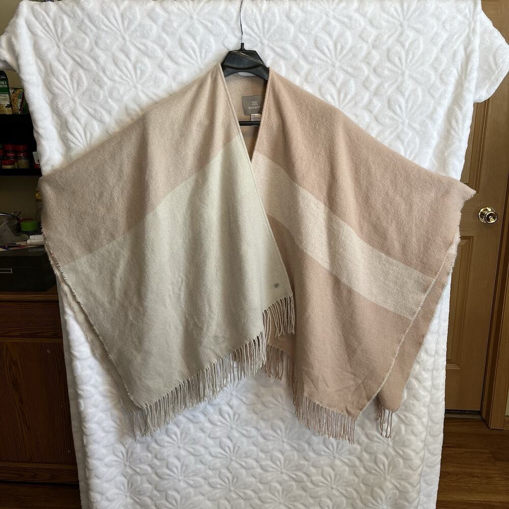 Soia & Kyo Woven Scarf Cardigan Wrap Shawl Poncho OS Ivory Mauve Fringe